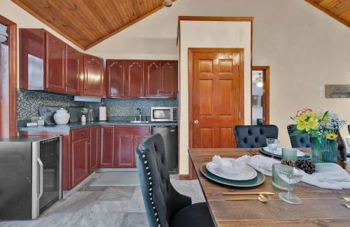 Big Bass Hideaway with Hot Tub - Foto 45