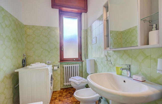 Connie s Apartment in Monvalle - Photo 55