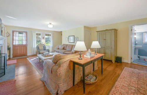 Gorgeous Hamptons Farmhouse - Get the Beach without the Traffic! - Foto 2