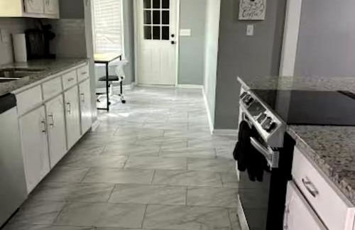 Ranch Home near Lake Spivey - Foto 8