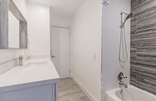 Spacious Fort Lauderdale HEATED Pool House, Grill and Beach 2.9 miles - Foto 23