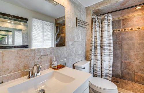 Spacious Southfield Home with Patio and Yard! - Foto 14