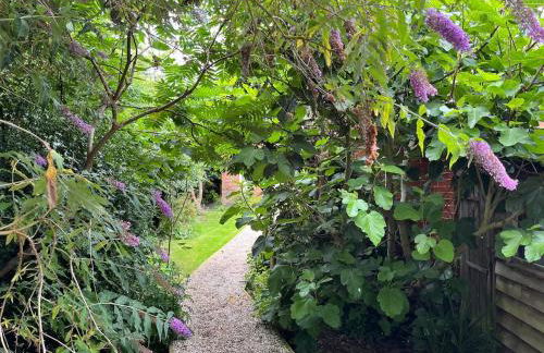 Beautiful Four Bedroom Cottage in Little Glemham, Suffolk - Foto 28