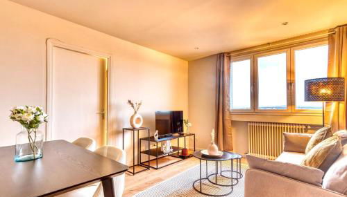 Le Panoramique - Grand T2 métro B Oullins - Foto 2