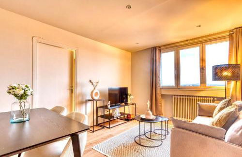 Le Panoramique - Grand T2 métro B Oullins - Foto 2