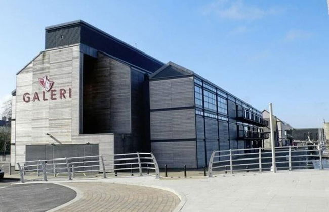 2bed Cabin w/ Parking Near Snowdonia National Park - Photo 32