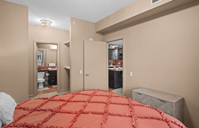 GLOBALSTAY. Gorgeous Downtown Condos. Free parking - Photo 36