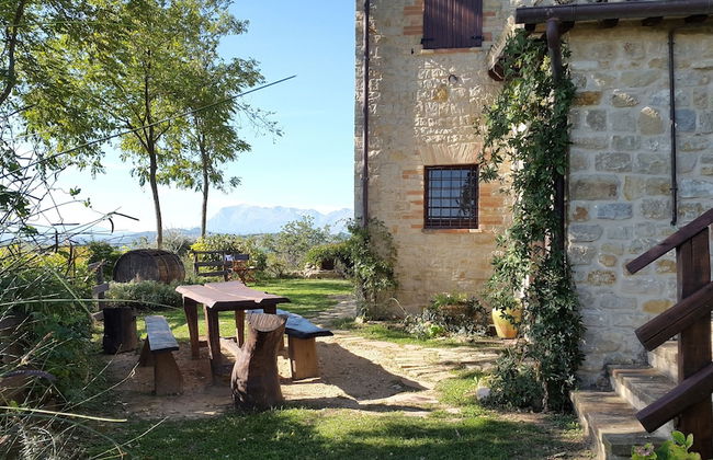 Old House - Photo 34