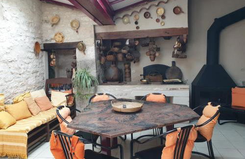 Chez Danièle - Maison au cœur du village de Lalbenque - Photo 1