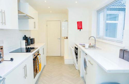 Contractor stays - Neville Crescent Sunderland - Foto 36