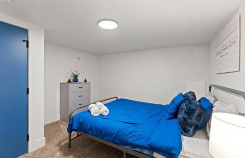 Big House Mins To DT Big Groups Well Stocked - Foto 49