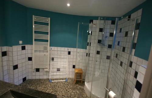 Renovated Castle Apartment With Swimming Pool - Foto 34