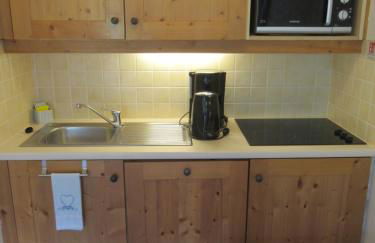 Résidence Les Alpages 4 étoiles - Appartement 4 personnes - Piscine, Hammam, Sauna, Jacuzzi - ValCenis 73480 - Foto 17