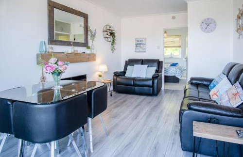 Bayview 32 - 2 Bedroom Chalet - Bayview Oxwich - Foto 8