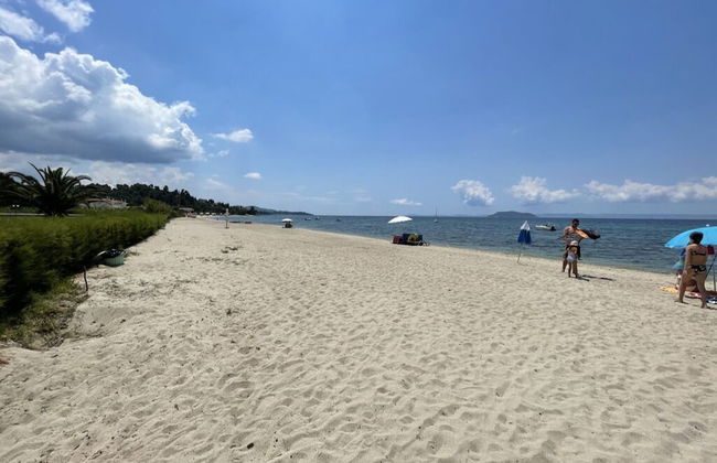 Stunning Beachfront Villa for Rent - Foto 17