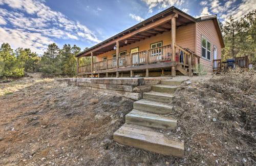 20 Mi to Taos Ski Valley Secluded Mtn-View Cabin! - Foto 26