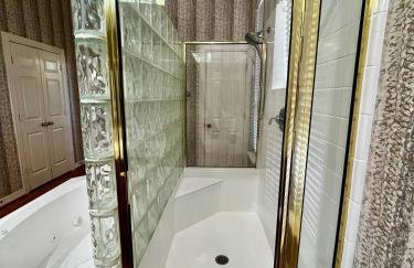 Custom luxury house in Katy near I10 and 99 - Photo 46