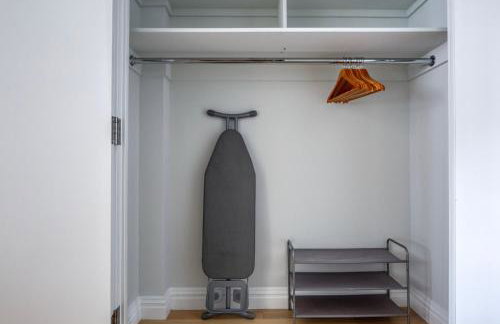 Midtown 2br w gym wd nr Times Square NYC-1348 - Foto 17