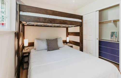 Spacious Cozy and Renovated Mountain Retreat - Foto 40