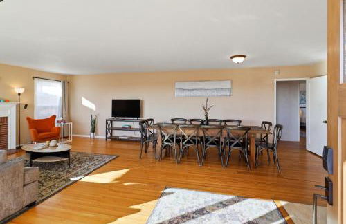 Relaxing 4 bedroom - Full Kitchen & Dining - BART - Foto 20