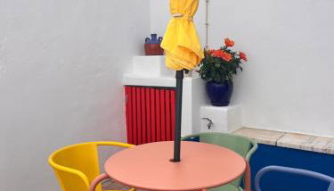 Boutique Surf House in Surf Paradise - Photo 4