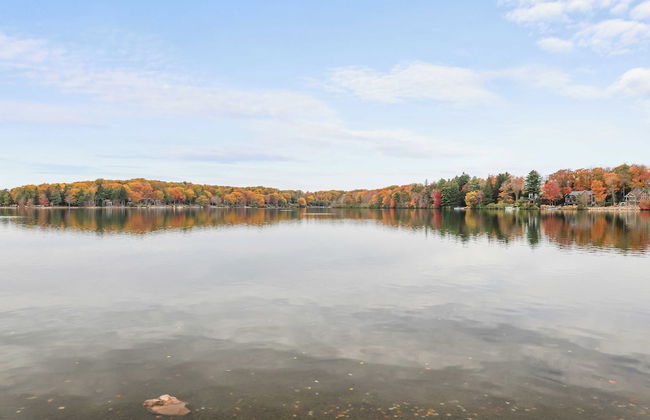 Woodland Oasis by Avantstay Hot Tub, Firepit, Walk to Lake - Photo 55