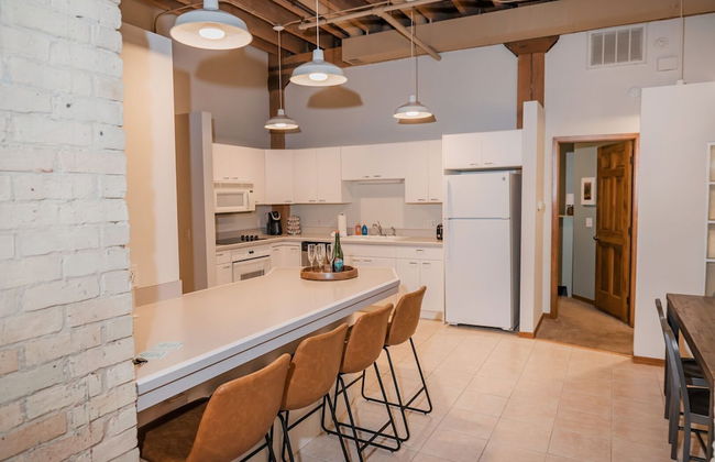 Waterfront 2BDR Condo in Grand Haven 110 - Foto 18