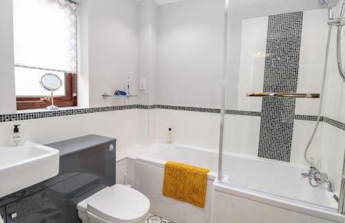 Village Retreat - Photo 12