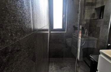 Oasis in the city near Amfiteatar,free parking and free Wi-Fi - Foto 9