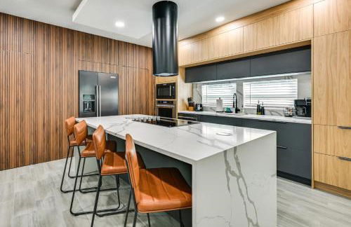 Modern Lakeland Golf Retreat with Putting Green - Foto 1