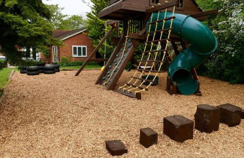 Deluxe 1 Bed Versace Hot Tub Sky TV Cinema Screen - Foto 36