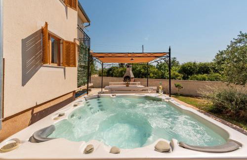 New! Holiday Home Tina with pool - Foto 48