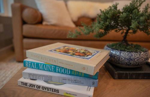 Cozy Luxury Cabin w Hot Tub, Fire Pit, King Bed - Foto 28