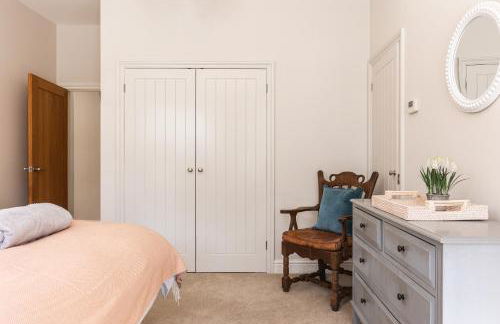 Stylish Coach House Retreat - Foto 8