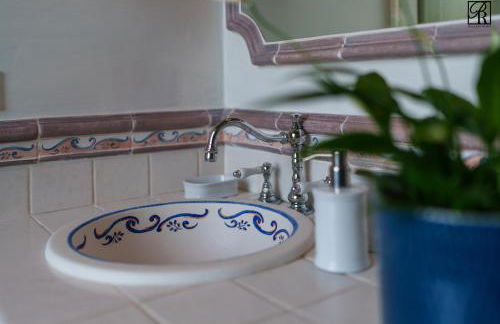 Palazzo Rossi, Historic Boutique Home in Marche - Foto 65