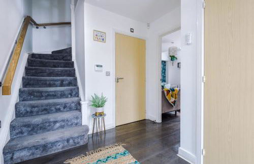 Coop Live Arena & Etihad Stadium 4Bedroom Townhouse with Free Parking - Foto 10