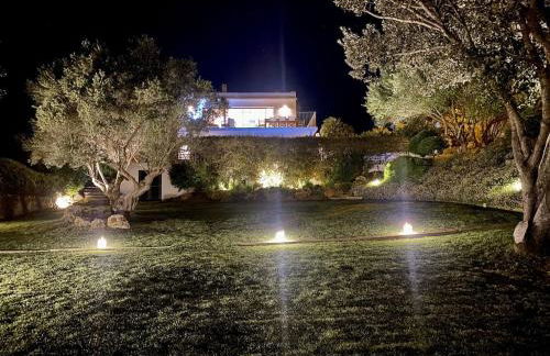 Bini Moxonia Villa de lujo con Vistas al mar, piscina, barbacoa Espectacular Jardín - Foto 57