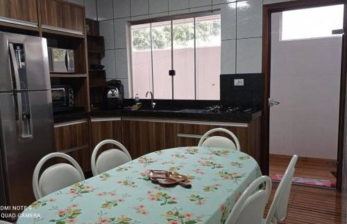 Casa Confortável arejada ar condicionado quente e frio 2 quartos ,2 banheiros ,2 vagas de garagem - Photo 9