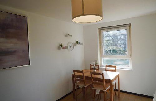 Abbey Road 4 Bed Home - Garden, Parking, Sleeps 11 - Foto 20