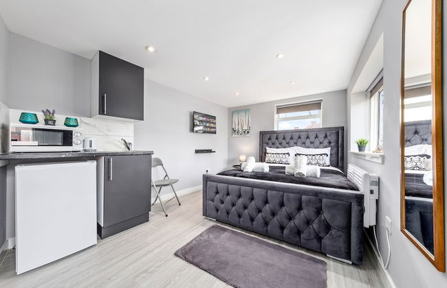 Lovely Ensuite Room Feltham Heathrow London Tw13 - Foto 7