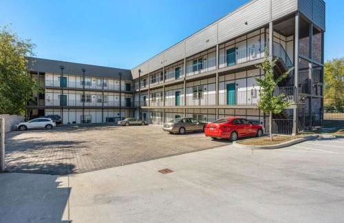 Luxury Design Condo, Close to Downtown Broadway & Coffee - Foto 36