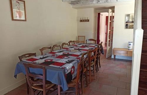 Gite 3 chambres, 2 à 10 pers et jardin clôturé - Foto 32