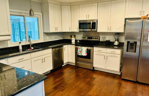 Raleigh Retreat with Pool Table, Grill & ADA Bath - Foto 37