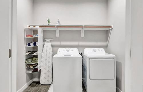 Waxahachie Walkup Backyard Oasis 1 Mi to DWTN Professionally Managed By Stay Albatross - Foto 53