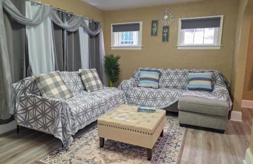 Cute 2 Bedroom Apartment 7 minutes from the falls! - Foto 33