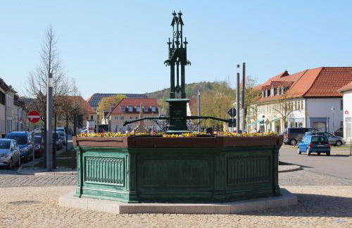 Großzügige Ferienwohnung in Stadtilm, WLAN, Küche und Bad - Photo 26