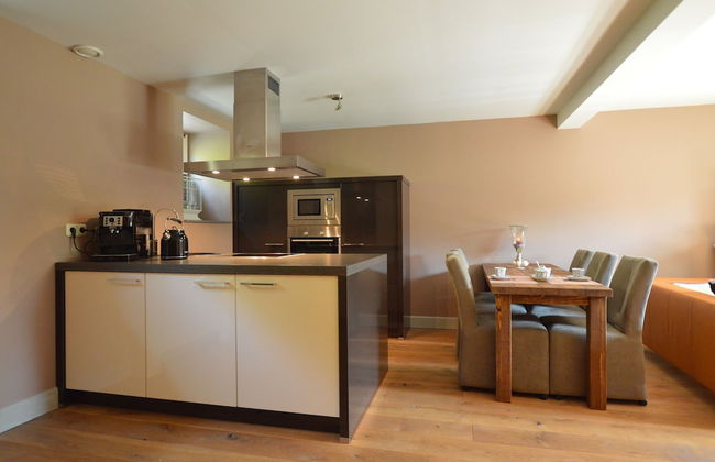 Stunning Holiday Home Near Forest in Slenaken - Photo 31