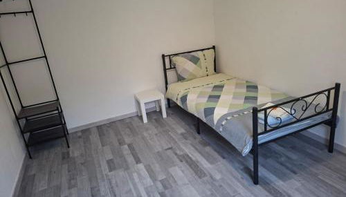 Zwei separate Zimmer im 1 OG Ideal für Montüeren oder Studenten WG - Foto 5