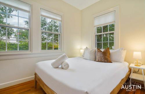 Charming Vintage House in Zilker with Hot Tub and Parking - Foto 42