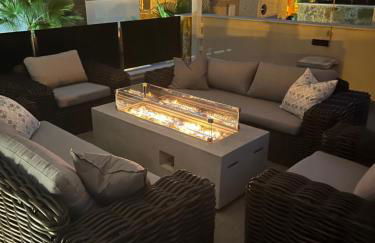 PMT22 - Luxury villa with private heated pool and jacuzzi - Foto 1